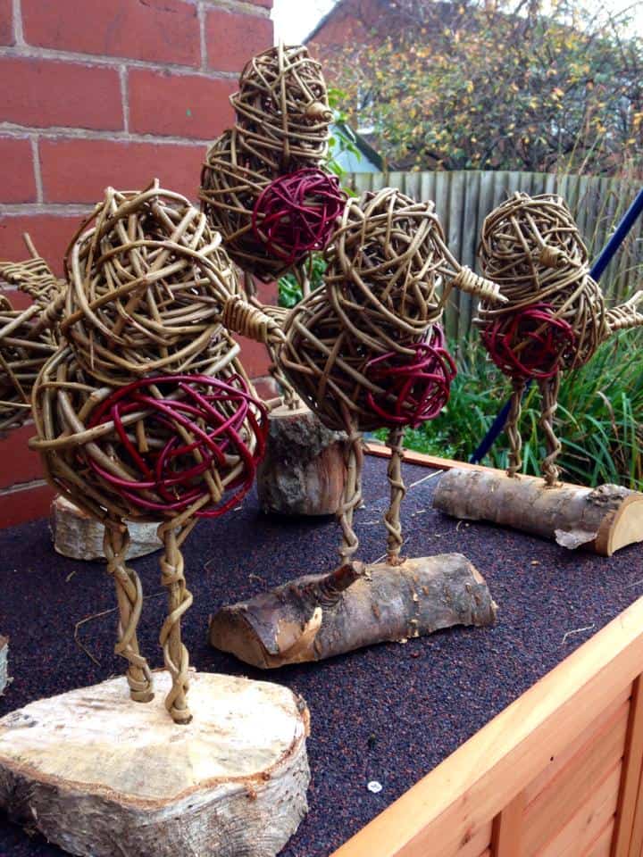 Christmas willow robin sculpture